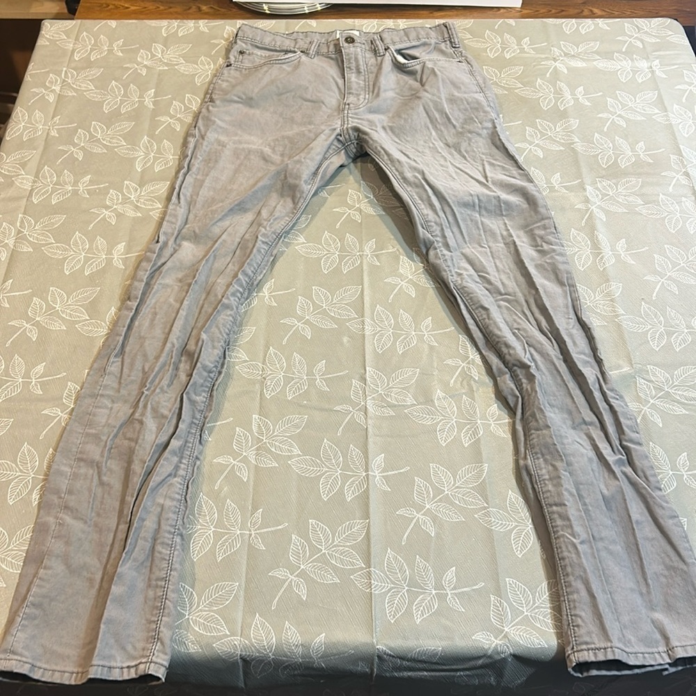 Men’s Dockers Straight Fit Pants.